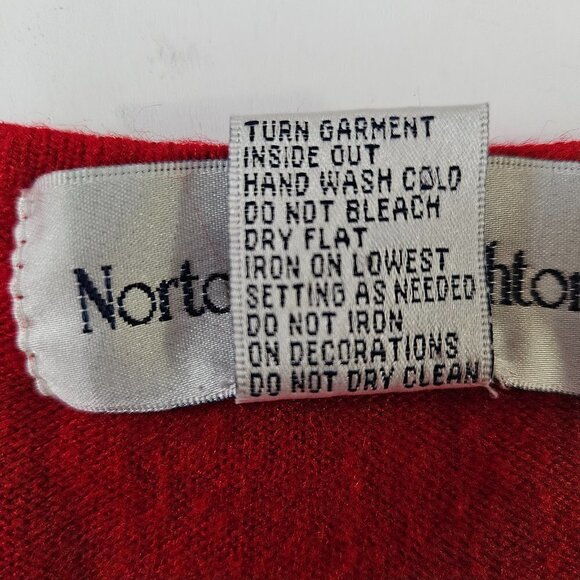 Vintage Norton McNaughton Woman's Red Sweater Sequined, Festive Holiday SZ XL - Picture 4 of 4